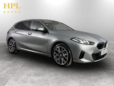 Begagnad BMW 120 Sport Line 170 HK (125 kW) 2025 Grå Halvkombi