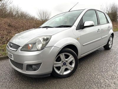 Used Ford Fiesta Zetec 2009 Silver Hatchback