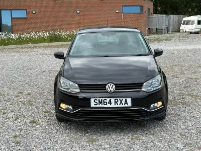 Begagnad VW Polo SE 60 HK (44 kW) 2015 Svart Halvkombi