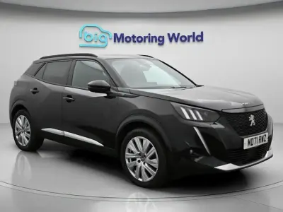 Used Peugeot e-2008 Premium 100 kW (136 HP) 2022 Black SUV