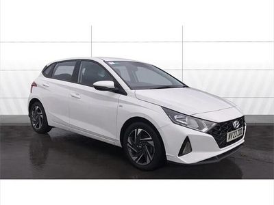 White Used 2023 Hyundai i20 SE Hatchback | £13,455 (Fair price)