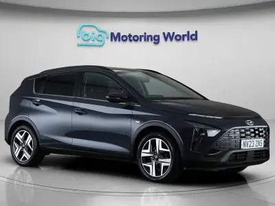 Używany Hyundai Bayon Premium 120 KM (88 kW) 2023 Szary SUV