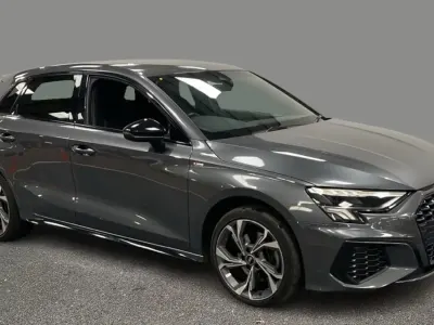 Begagnad Audi A3 e-tron S-Line 2021 Grå Halvkombi