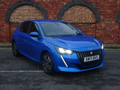 Used Peugeot 208 Allure 75 HP (55 kW) 2021 Blue Hatchback