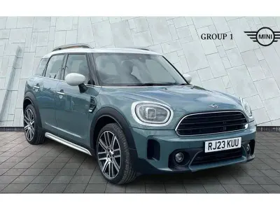 Used Mini Cooper Countryman Comfort 136 HP (100 kW) 2023 Green SUV