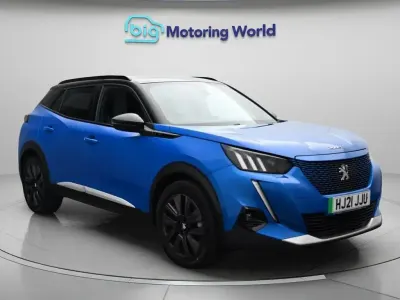 Used Peugeot e-2008 Premium 100 kW (136 HP) 2021 SUV