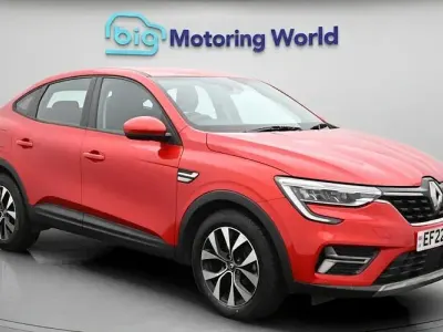 Used Renault Arkana Iconic 145 HP (106 kW) 2022 Red SUV