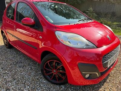 Used Peugeot 107 Active 68 HP (50 kW) 2014 Red Hatchback