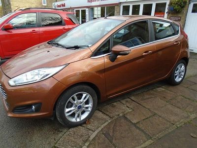Brown Used 2016 Ford Fiesta Zetec Hatchback | £6,995 (Fair price)