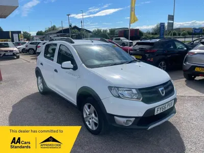 Used Dacia Sandero Ambiance 90 HP (66 kW) 2016 White Hatchback