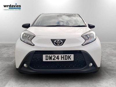 Used Toyota Aygo X 72 HP (52 kW) 2024 White SUV