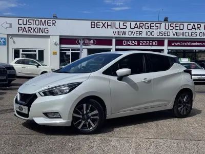 Used Nissan Micra N-Connecta 90 HP (66 kW) 2017 White Hatchback