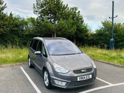 Begagnad Ford Galaxy Titanium 2014 Brun Minibuss