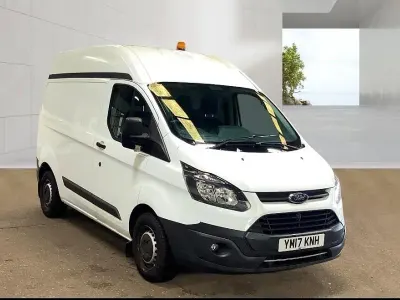 Used Ford Transit Custom 105 HP (77 kW) 2017 White Van
