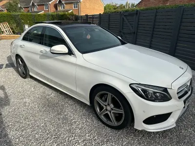 Used Mercedes C220 AMG Line Premium Plus 170 HP (125 kW) 2014 White Sedan