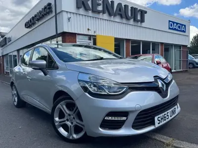 Used Renault Clio Dynamique 90 HP (66 kW) 2015 Silver Hatchback