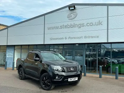 Used Nissan Navara N-Guard 190 HP (139 kW) 2021 Black Pickup