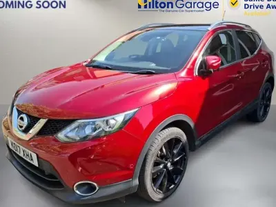 Used Nissan Qashqai Tekna 130 HP (95 kW) 2017 Red SUV