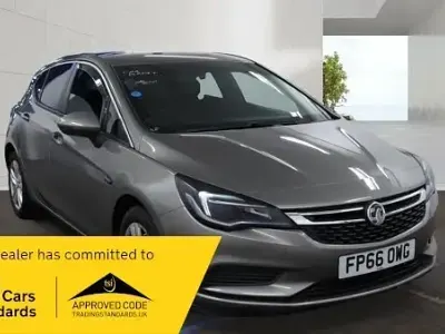 Gebraucht Vauxhall Astra 110 PS (80 kW) 2016 Grau Kleinwagen