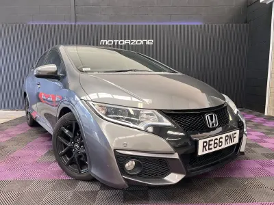 Used Honda Civic Sport 100 HP (73 kW) 2016 Silver Hatchback