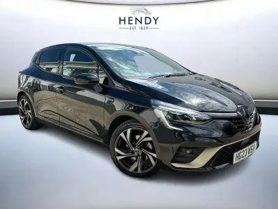 Used Renault Clio V Engineered 145 HP (106 kW) 2023 Black  Hatchback