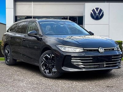 New VW Passat Elegance 150 HP (110 kW) 2025 Black Estate