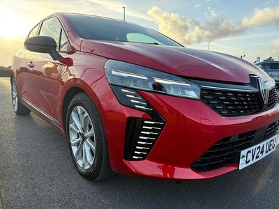 Red Used 2024 Renault Clio V Evolution Hatchback | £14,895 (Fair price)