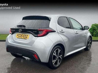 Used Toyota Yaris Hybrid Design 116 HP (85 kW) 2025 Silver Hatchback
