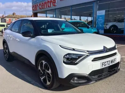Używany Citroën C4 PureTech 102 KM (75 kW) 2022 Biały Hatchback