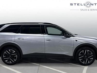 Second-hand Peugeot 5008 GT 134 CP (98 kW) 2025 Gri SUV