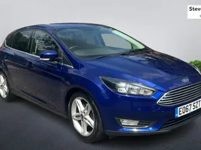 Used Ford Focus Zetec 125 HP (91 kW) 2017 Blue Hatchback