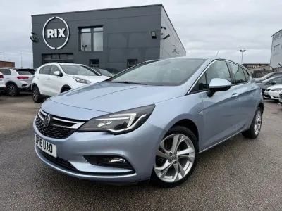 Second-hand Vauxhall Astra SRi 150 CP (110 kW) 2018 Argintiu Hatchback