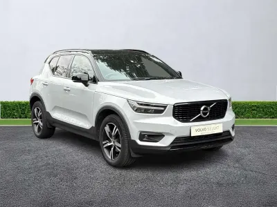 Used Volvo XC40 R-Design 163 HP (119 kW) 2020 Silver SUV