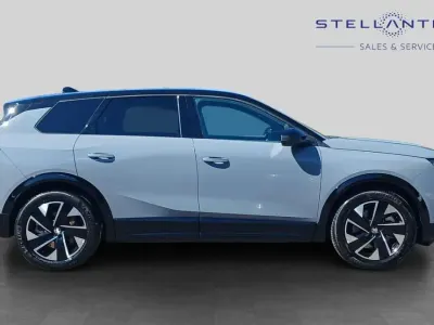 Used Vauxhall Grandland 154 kW (210 HP) 2025 Grey SUV