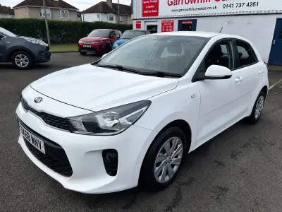 Used Kia Rio 83 HP (61 kW) 2018 White Hatchback