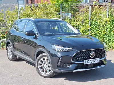 Usado MG HS SE 162 CV (119 kW) 2023 Negro SUV