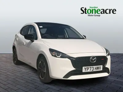Begagnad Mazda 2 Homura-Aka 88 HK (64 kW) 2023 Vit Halvkombi