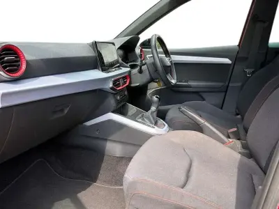 Used Seat Arona FR 108 HP (79 kW) 2023 Red SUV