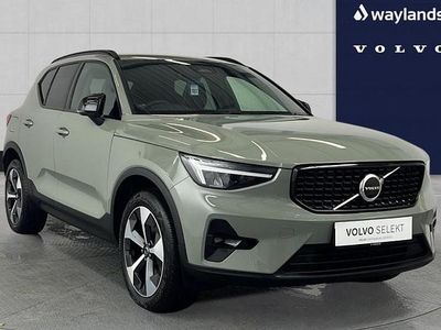 Green Used 2025 Volvo XC40 Plus SUV | £32,740 (A bit pricey)