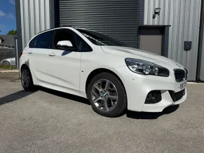 Begagnad BMW 225
