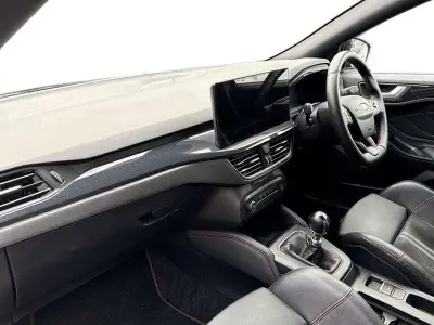 Used Ford Focus ST 280 HP (205 kW) 2023 Black Hatchback