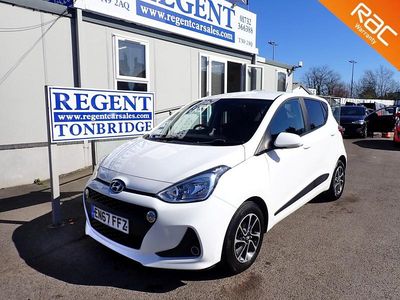 Used Hyundai i10 Premium 87 HP (63 kW) 2018 White Hatchback
