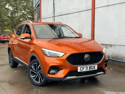 Gebraucht MG ZS Exclusive 111 PS (81 kW) 2021 Orange SUV