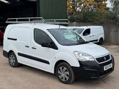 Used Peugeot Partner S 2019 White MPV