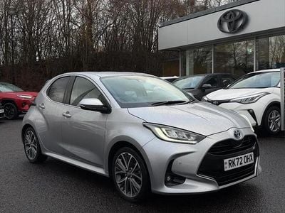 Used Toyota Yaris Hybrid 113 HP (83 kW) 2022 Silver Hatchback