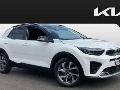 Gebraucht Kia Stonic GT-Line S 120 PS (88 kW) 2023 Weiß SUV