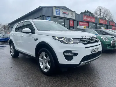 Second-hand Land Rover Discovery Sport HSE 150 CP (110 kW) 2018 Alb SUV