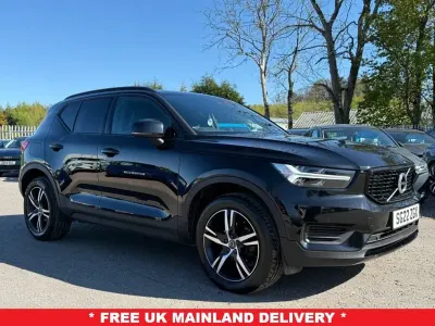 Used Volvo XC40 R-Design 163 HP (119 kW) 2022 Black SUV