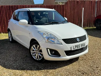 Begagnad Suzuki Swift SZ3 94 HK (69 kW) 2016 Vit Halvkombi