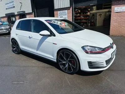 Używany VW Golf VII GTI 2017 Biały Hatchback
